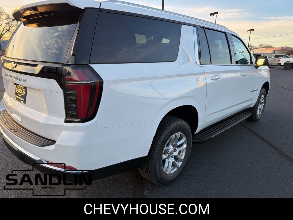 New 2026 Chevrolet Suburban LS image 7