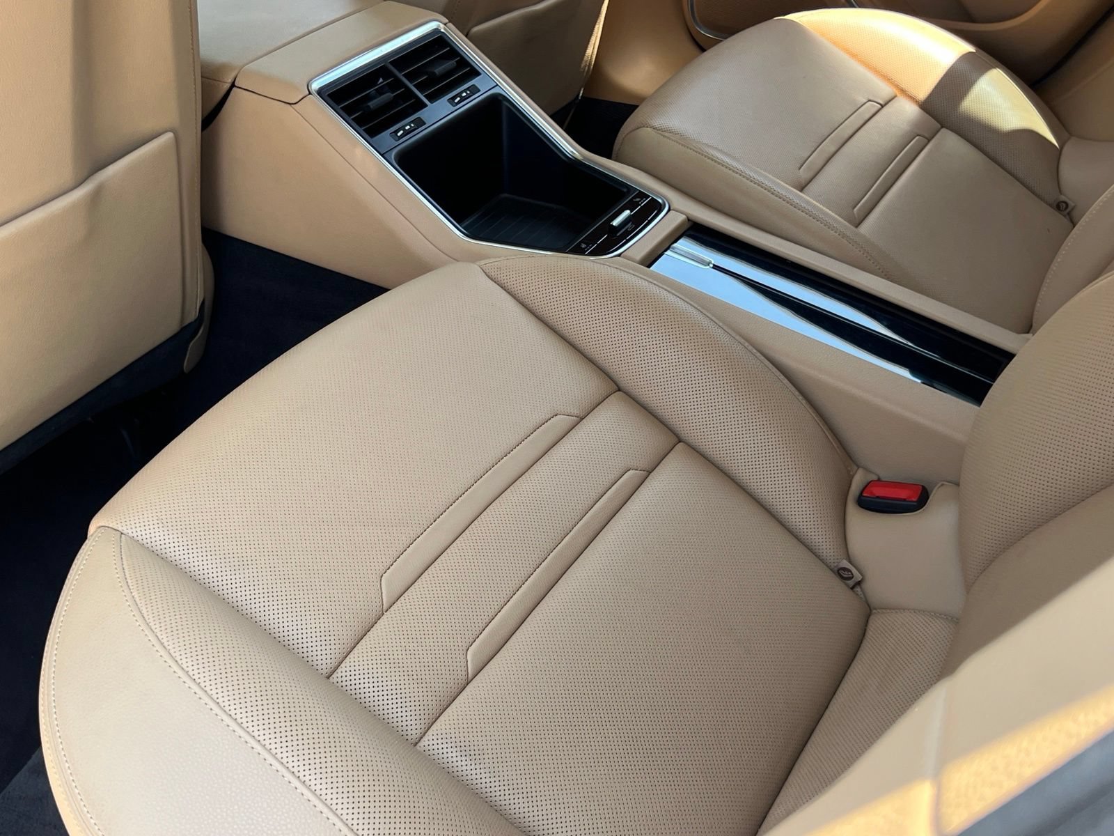 Certified 2018 Porsche Panamera 4S AWD/4WD image 21