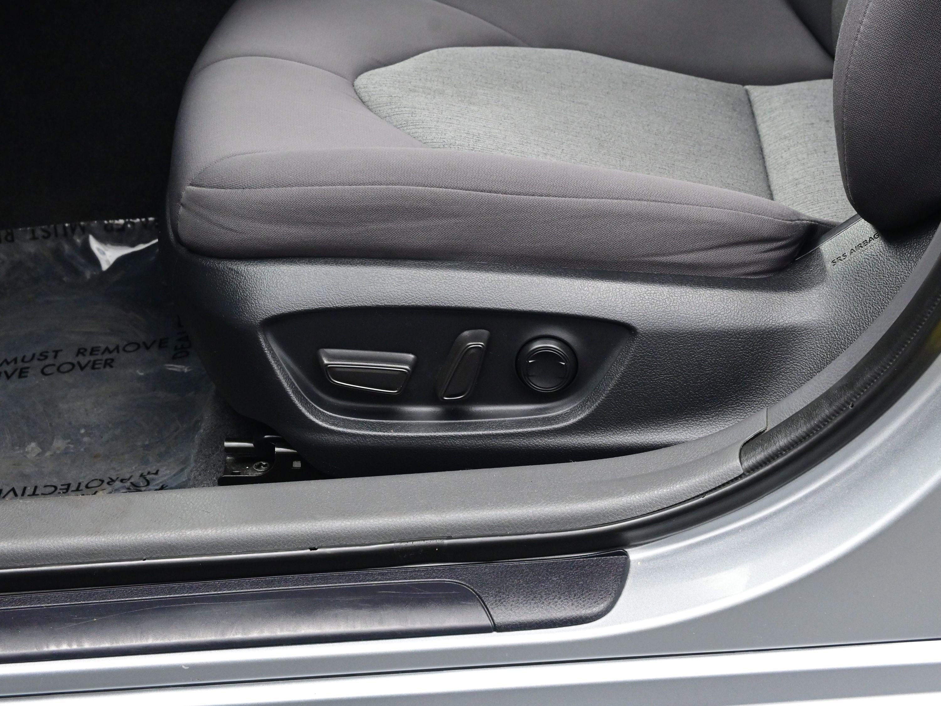 Used 2024 Toyota Camry LE image 11