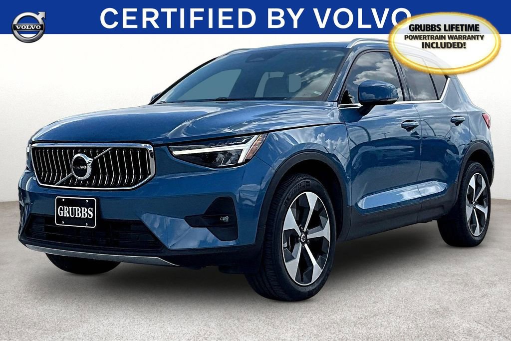 Used 2023 Volvo XC40 B5 Plus w/ Protection Package Premier image 15