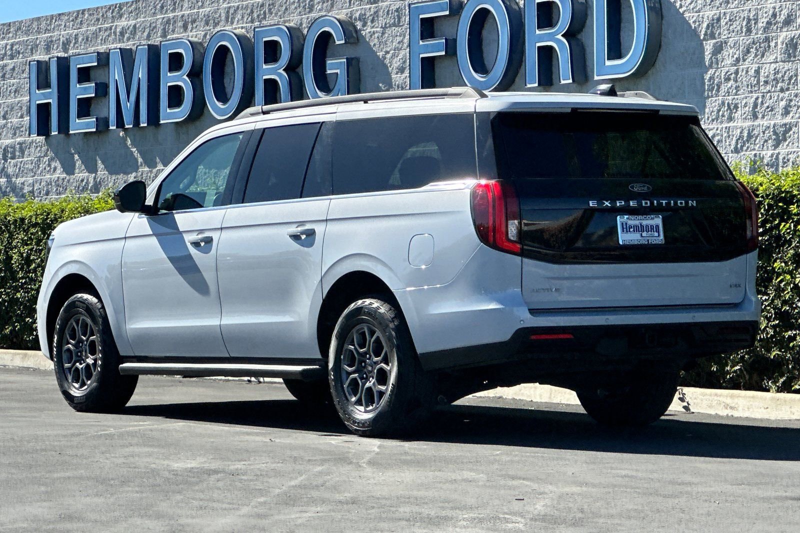 Used 2025 Ford Expedition Max Active image 6