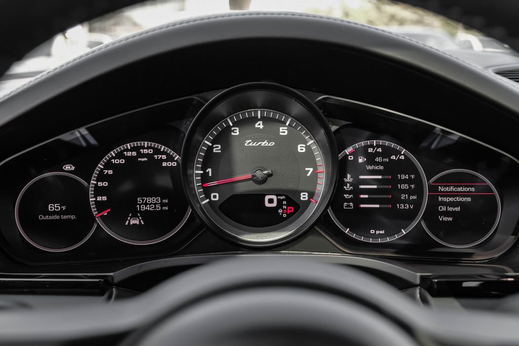 Used 2020 Porsche Cayenne Turbo image 19