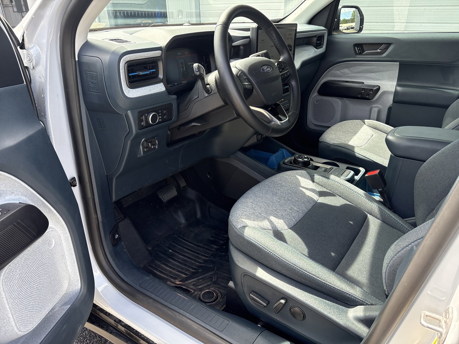 Used 2025 Ford Maverick XLT w/ Equipment Group 301A image 13