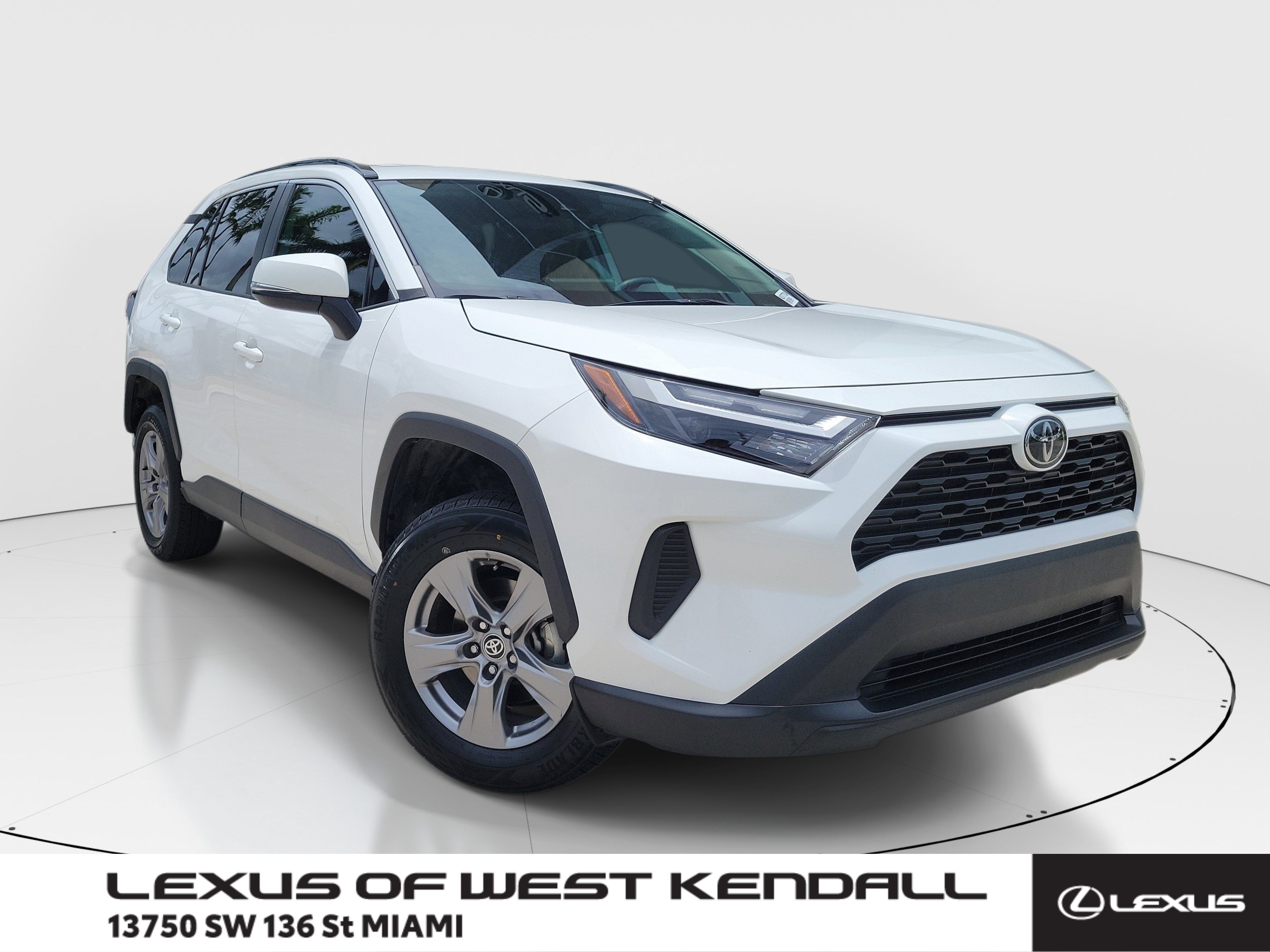 Used 2024 Toyota RAV4 XLE FWD video 1