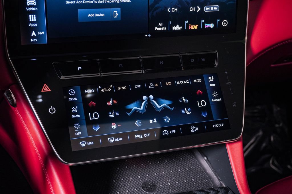 Used 2025 Maserati Grecale GT AWD/4WD image 24