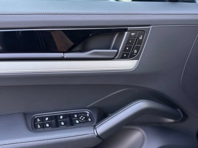 New 2026 Porsche Cayenne S AWD/4WD image 14