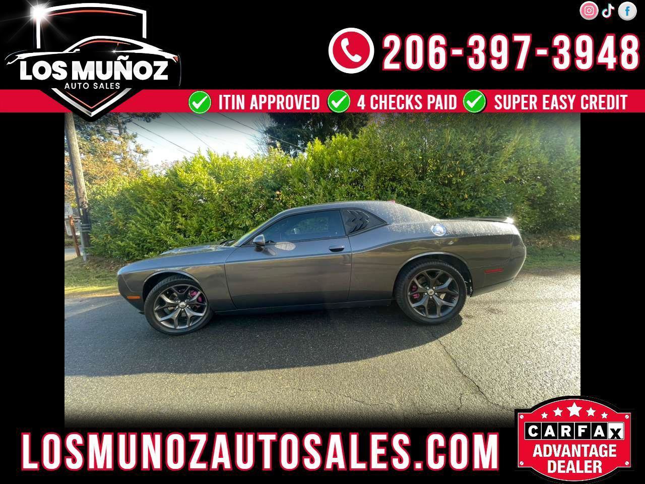 Used 2017 Dodge Challenger SXT Plus RWD image 1