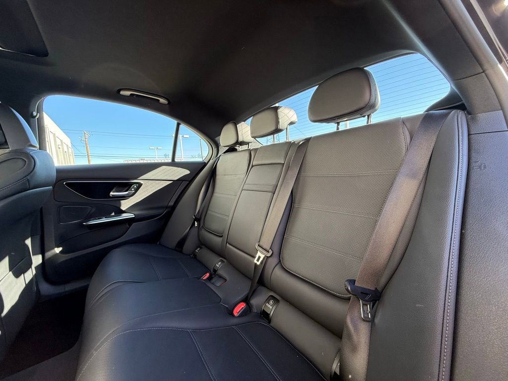 Used 2024 Mercedes-Benz C 300 Sedan image 17