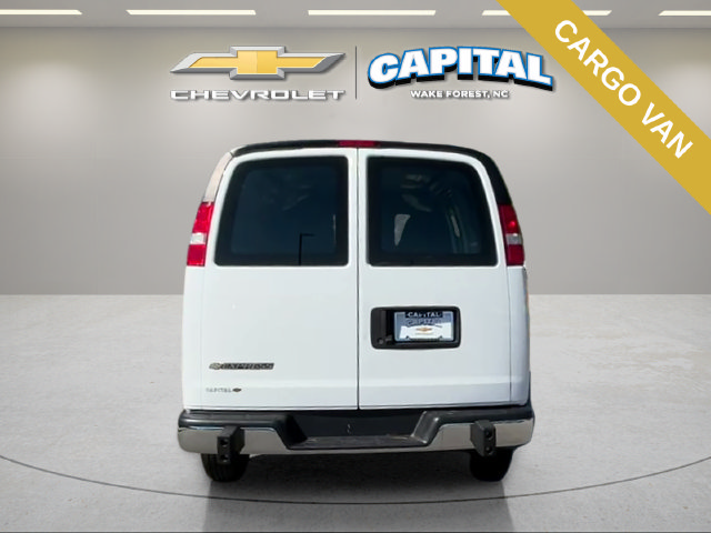 Used 2025 Chevrolet Express 2500 w/ Driver Convenience Package RWD image 5