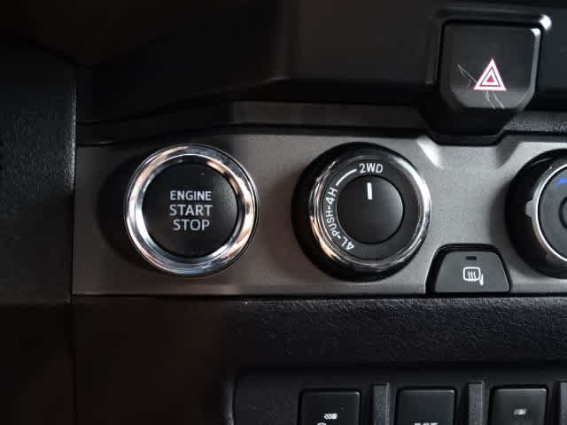 Certified 2021 Toyota Tacoma TRD Pro AWD/4WD image 28