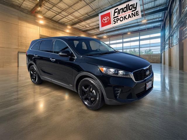 Used 2019 Kia Sorento LX image 2