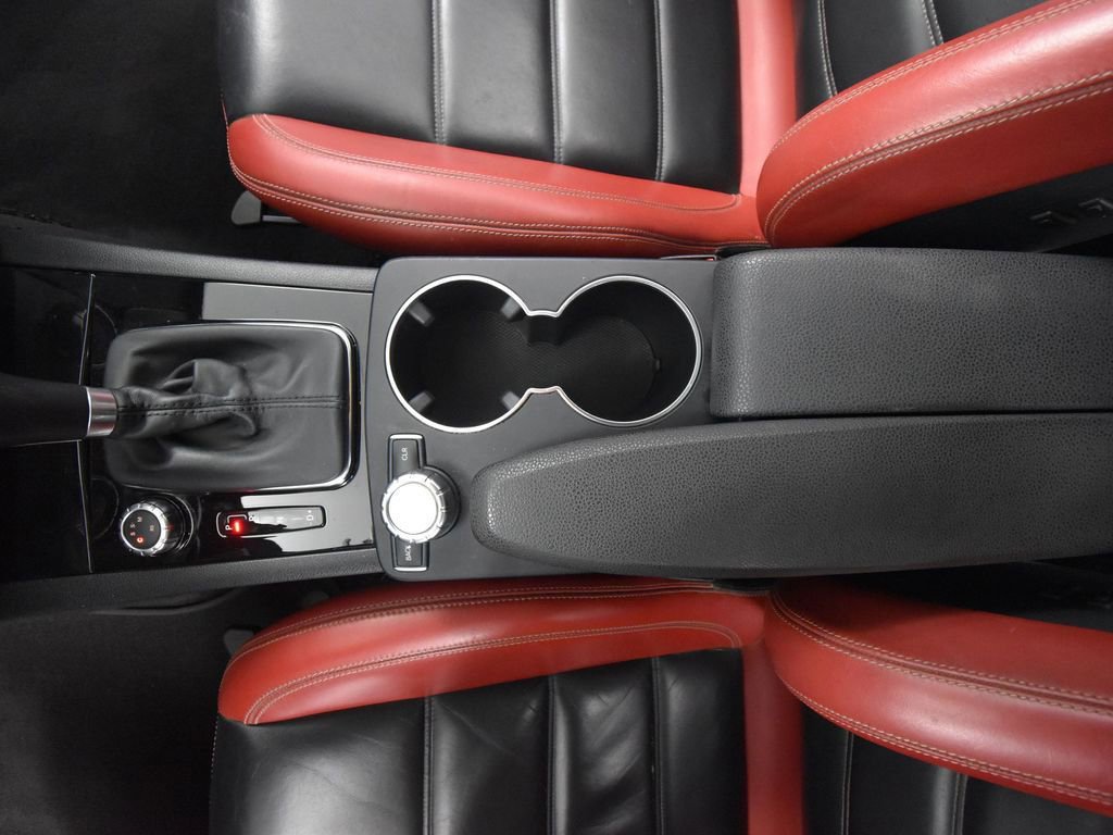 Used 2014 Mercedes-Benz C 63 AMG Sedan image 34