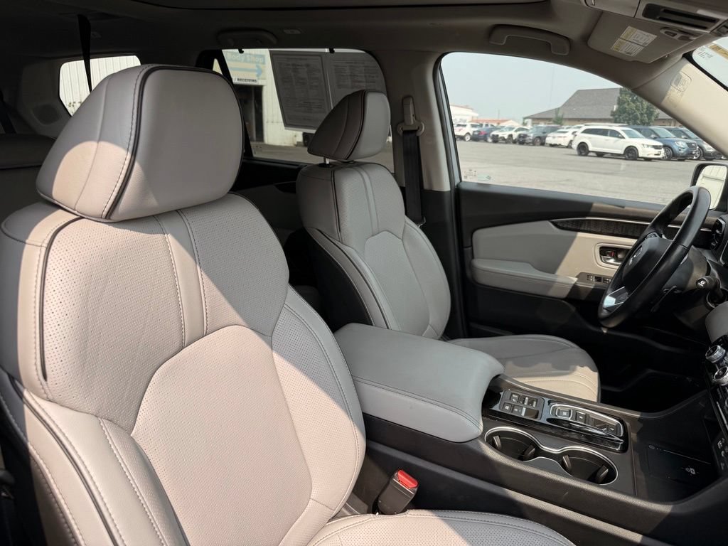 Used 2023 Honda Pilot Elite image 20