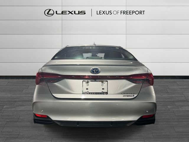 Used 2020 Toyota Avalon Limited w/ Advanced Safety Package FWD image 5