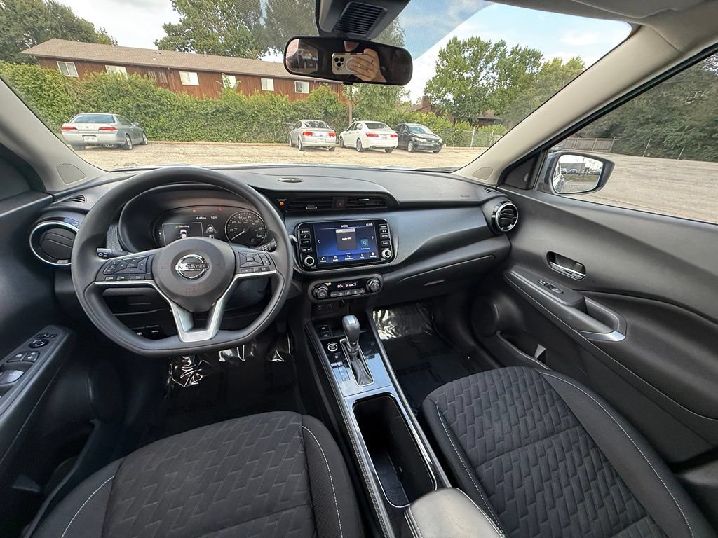 Used 2021 Nissan Kicks SV FWD image 15