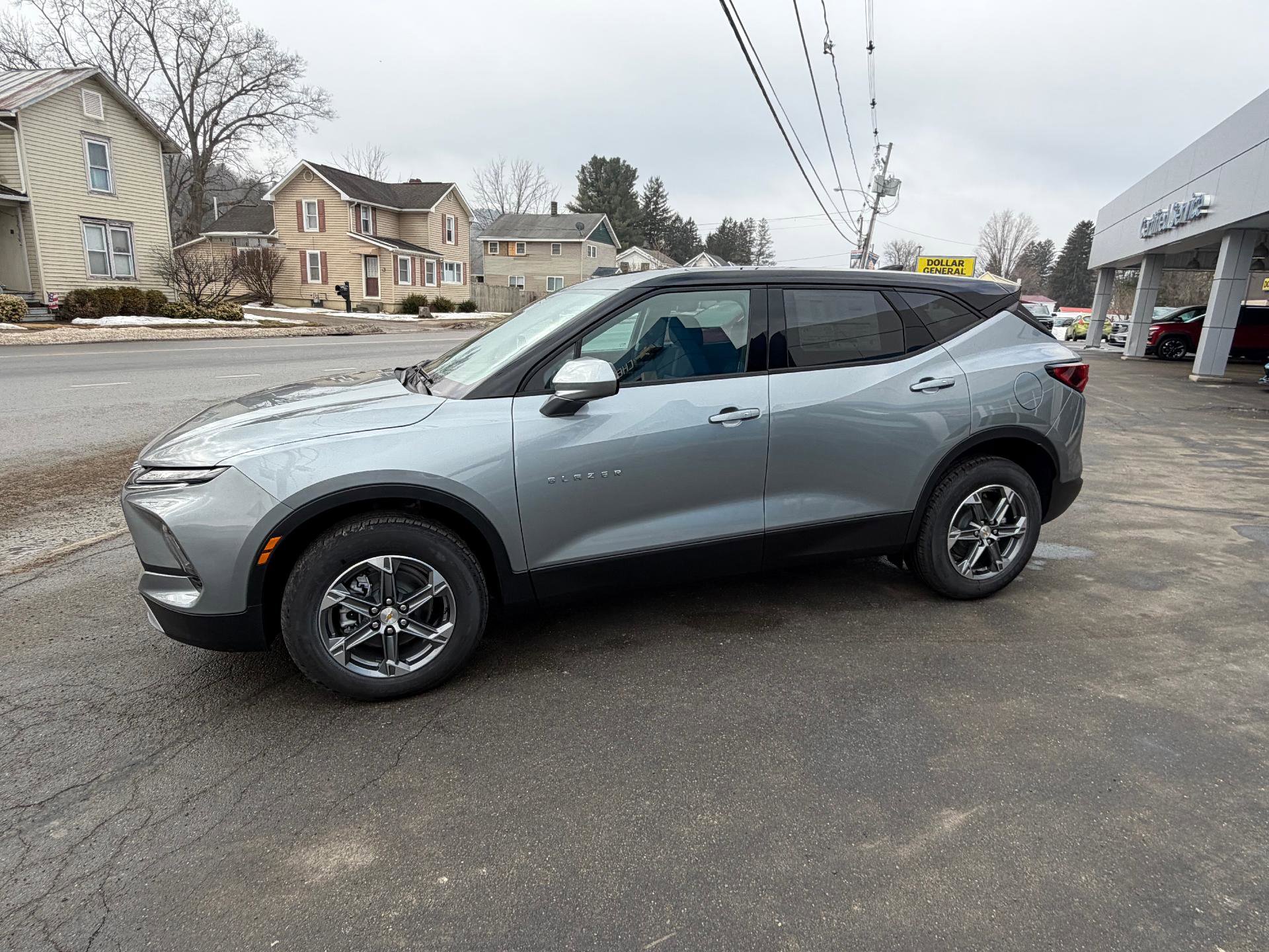 New 2026 Chevrolet Blazer LT image 2