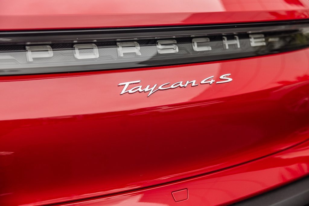 Certified 2024 Porsche Taycan 4S image 23