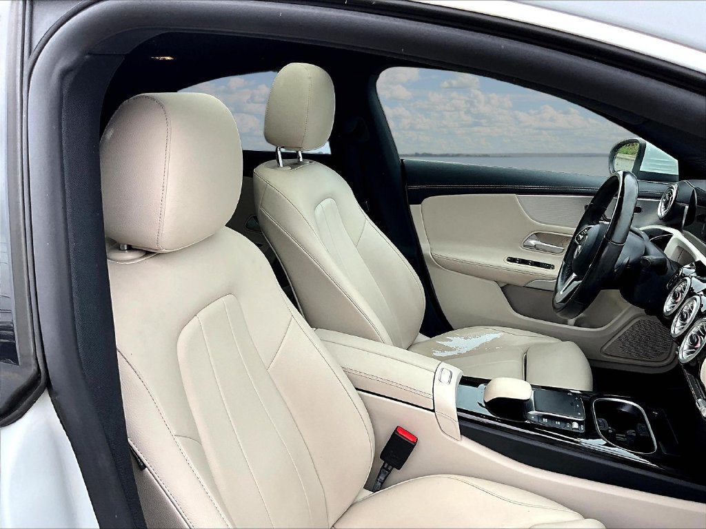 Used 2022 Mercedes-Benz CLA 250 image 29