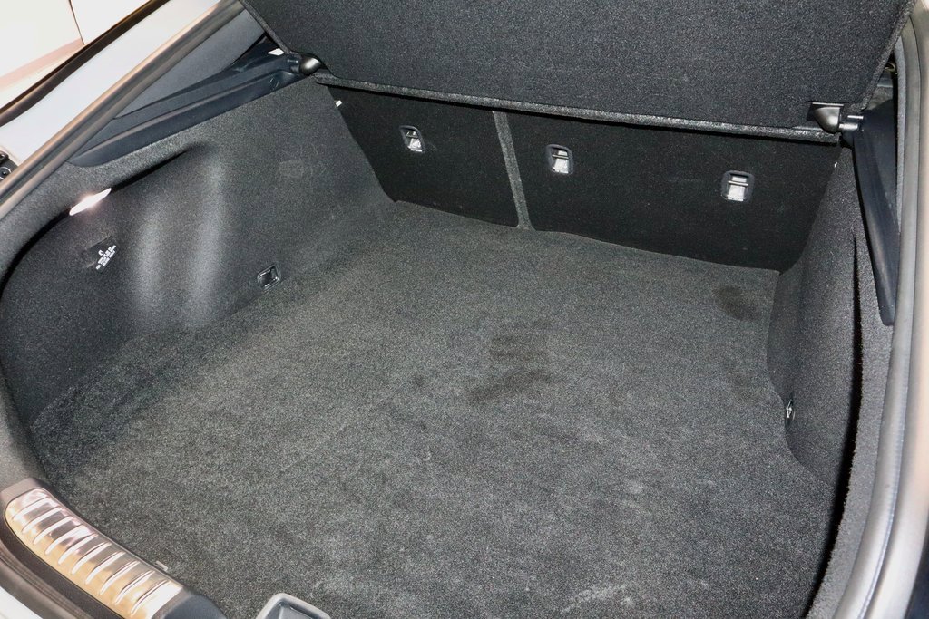 Used 2023 Kia Stinger GT2 image 15