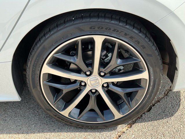 Used 2024 Honda Civic Touring image 5
