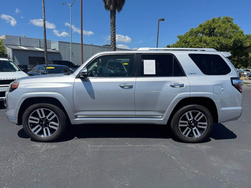 Used 2015 Toyota 4Runner Limited AWD/4WD image 5