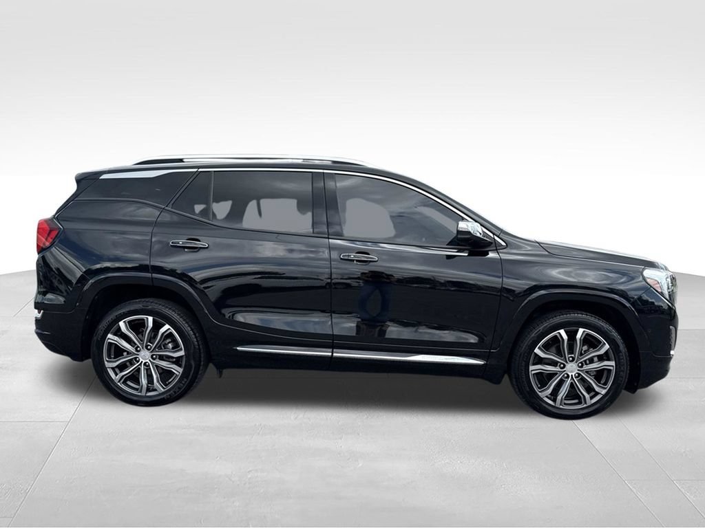 Used 2020 GMC Terrain Denali w/ Denali Premium Package FWD video 2