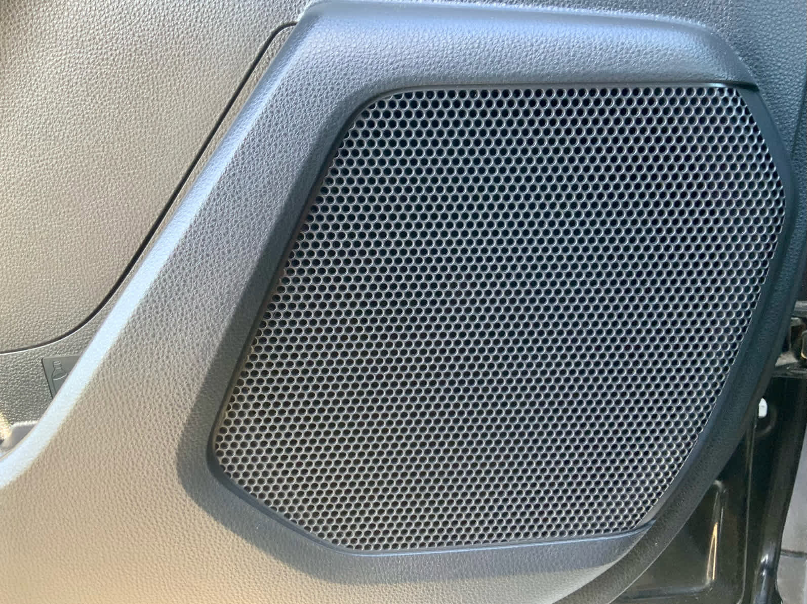 Used 2021 Toyota Highlander XLE image 57