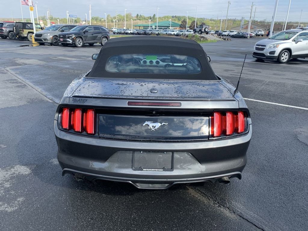 Used 2017 Ford Mustang Premium RWD image 7