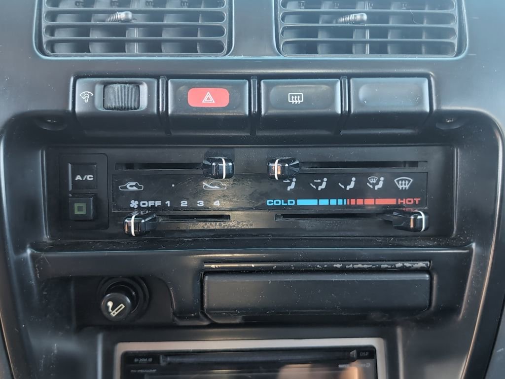 Used 1995 Nissan Pathfinder LE image 23