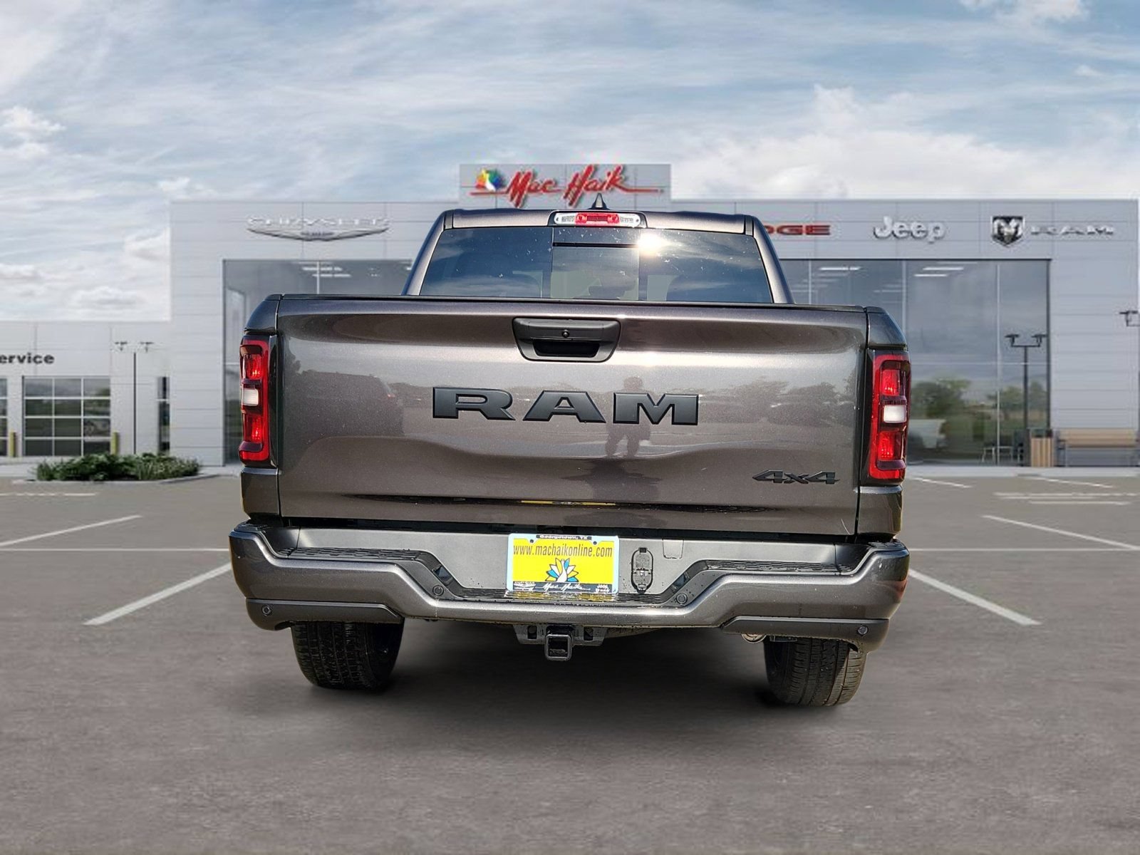 New 2026 RAM 1500 Express AWD/4WD image 4