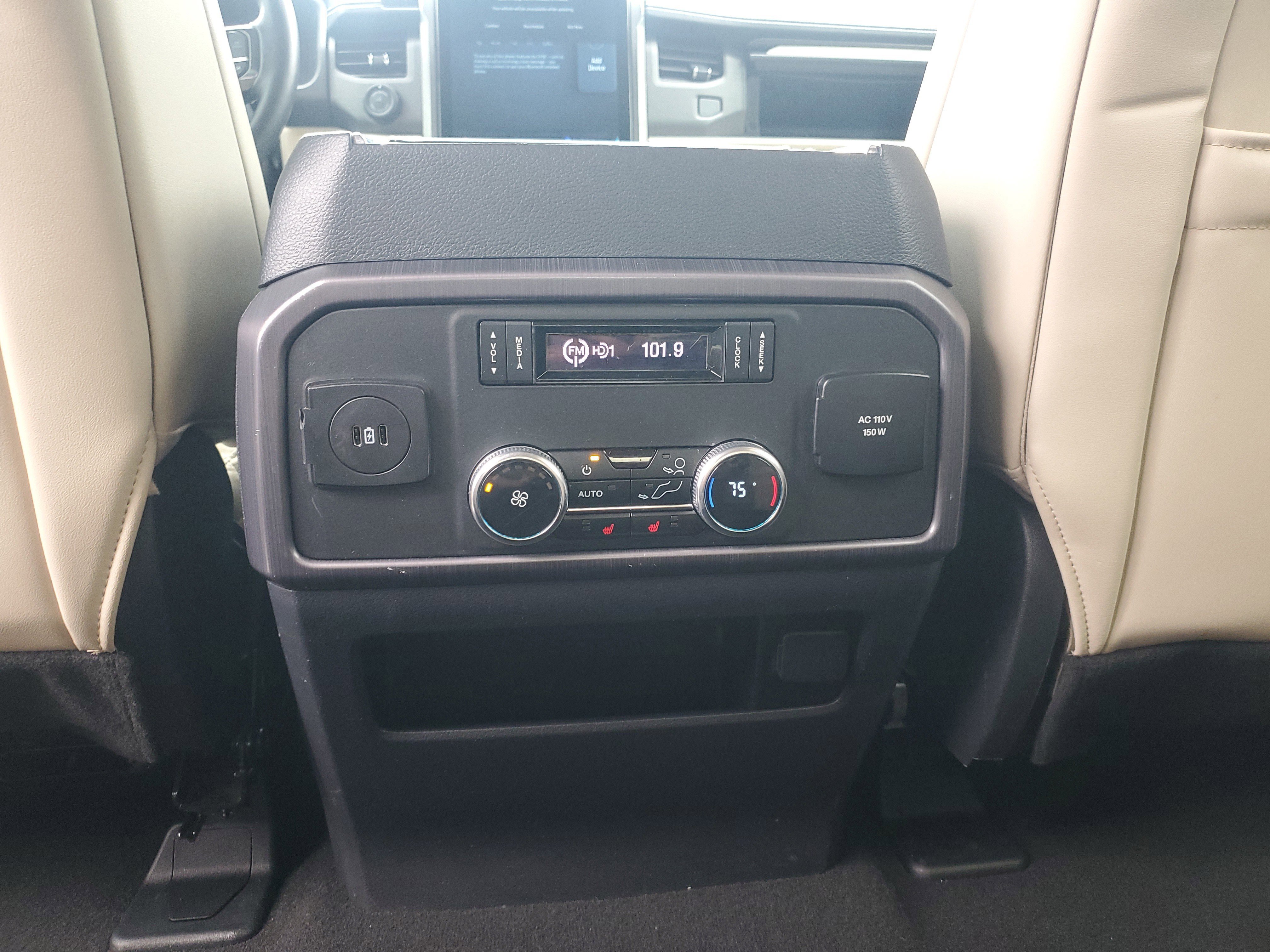 Used 2023 Ford Expedition Platinum image 9