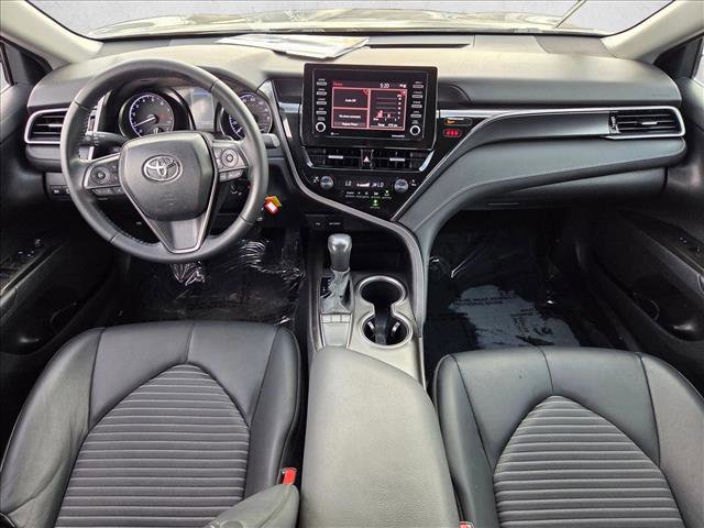 Used 2024 Toyota Camry SE image 17