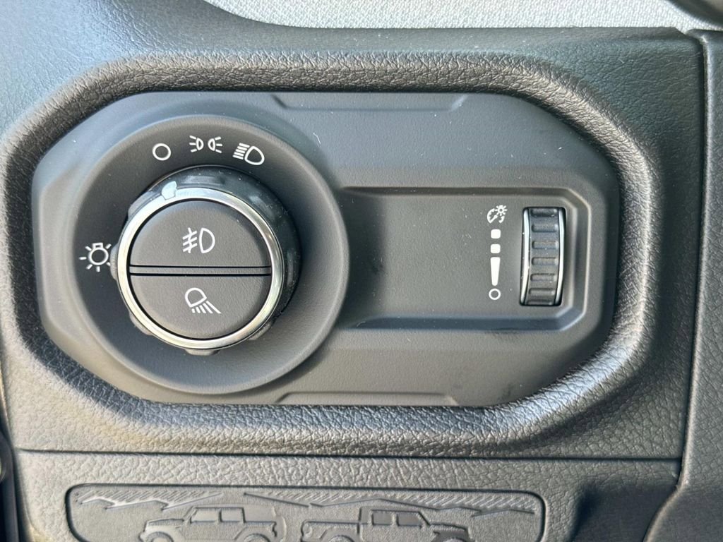 New 2026 Jeep Gladiator Sport image 47