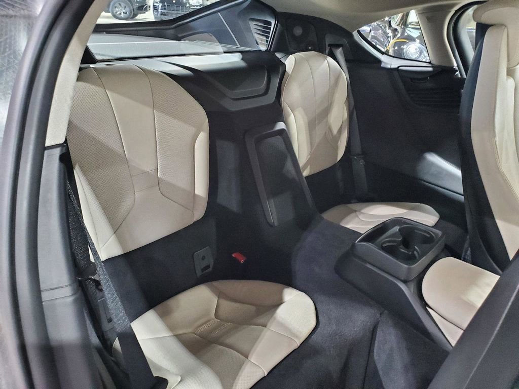 Used 2016 BMW i8 image 23
