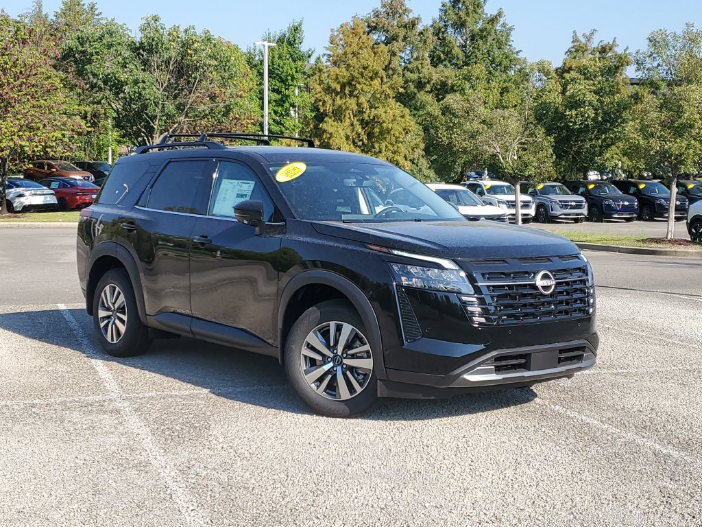 New 2026 Nissan Pathfinder SL FWD image 36