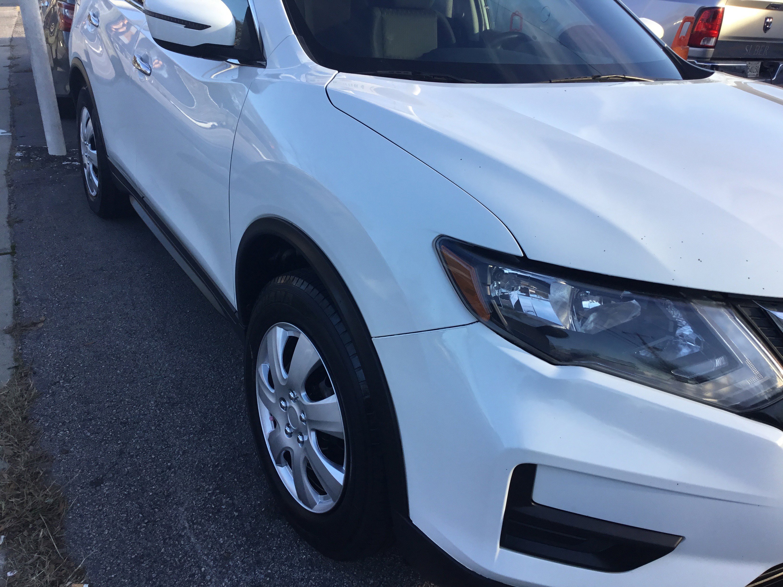 Used 2017 Nissan Rogue S w/ S Appearance Package image 5