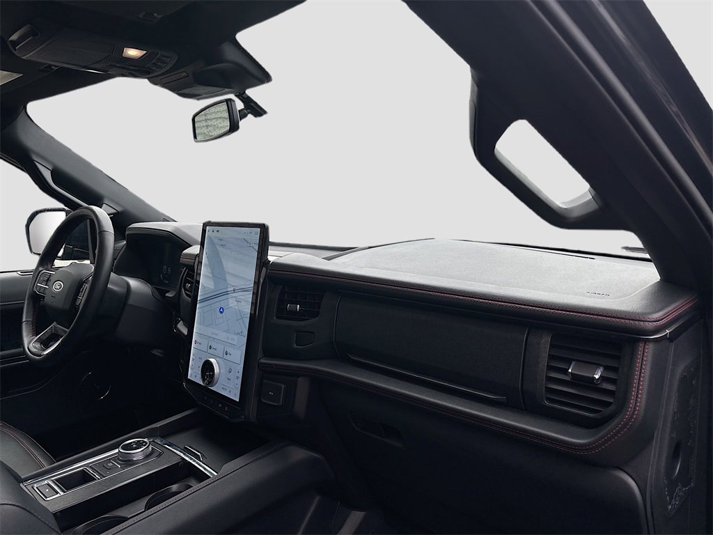 Used 2024 Ford Expedition Max Limited image 32