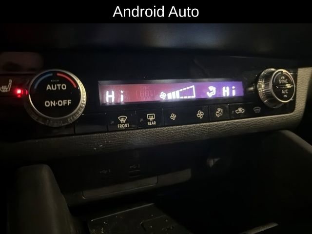 Used 2023 Mitsubishi Outlander SE image 12