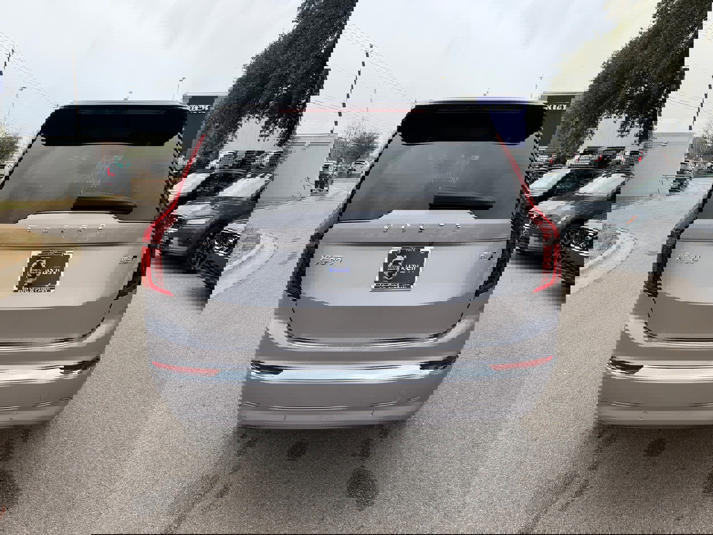 New 2026 Volvo XC90 B6 Plus w/ Protection Package Premier image 5