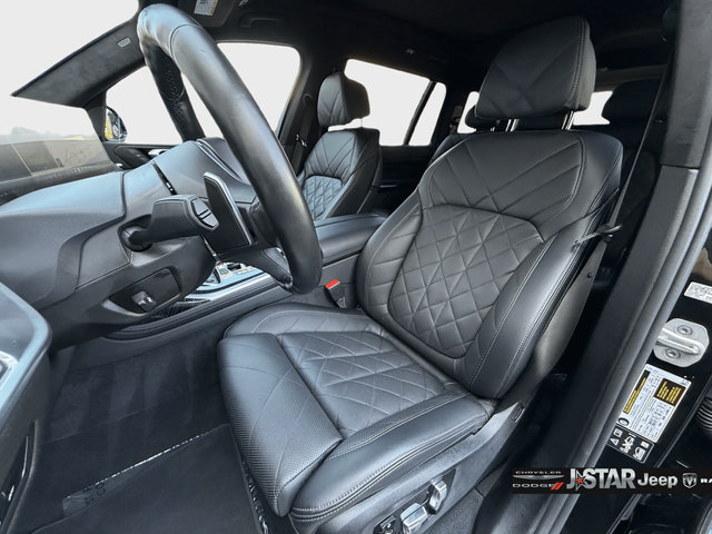 Used 2025 BMW X7 xDrive40i w/ M Sport Package AWD/4WD image 10