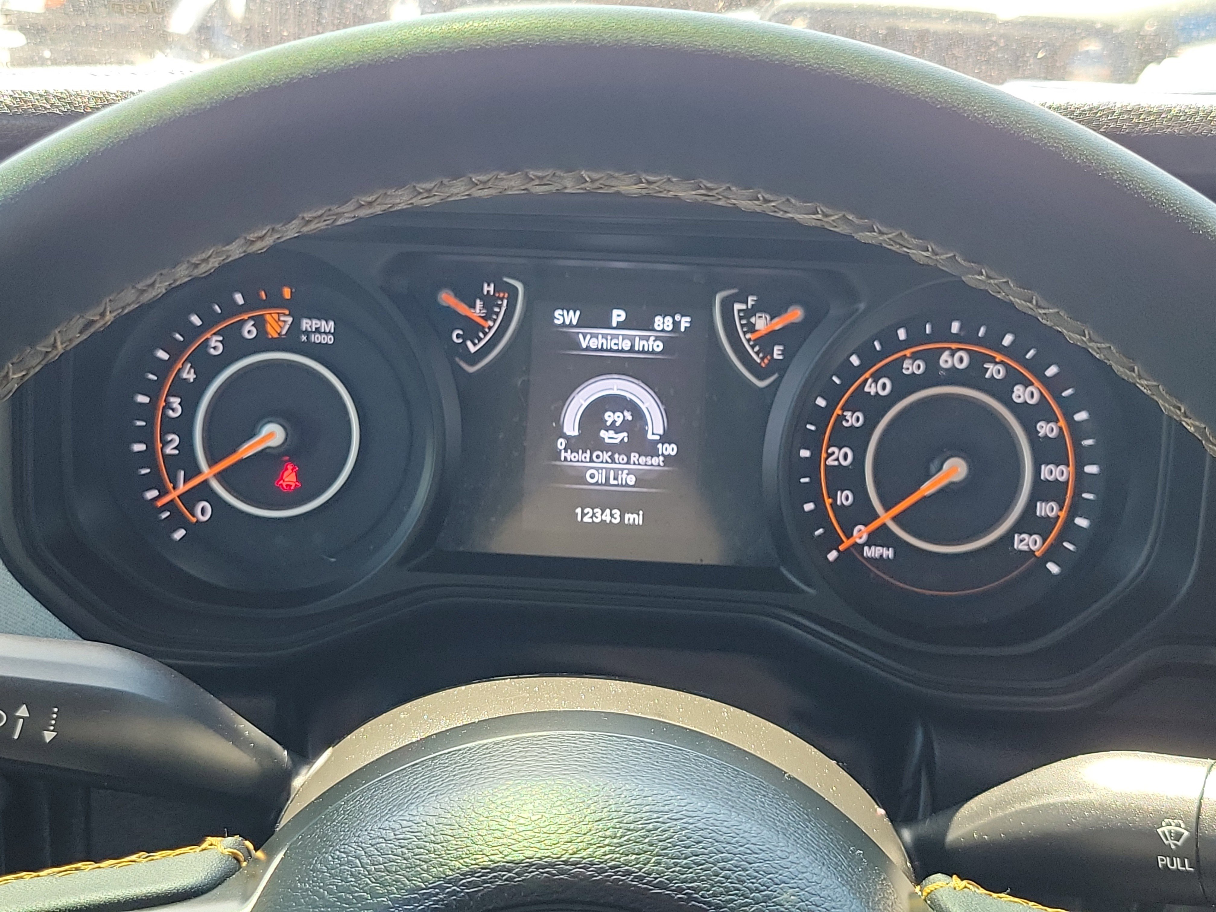Used 2024 Jeep Gladiator Sport AWD/4WD image 19