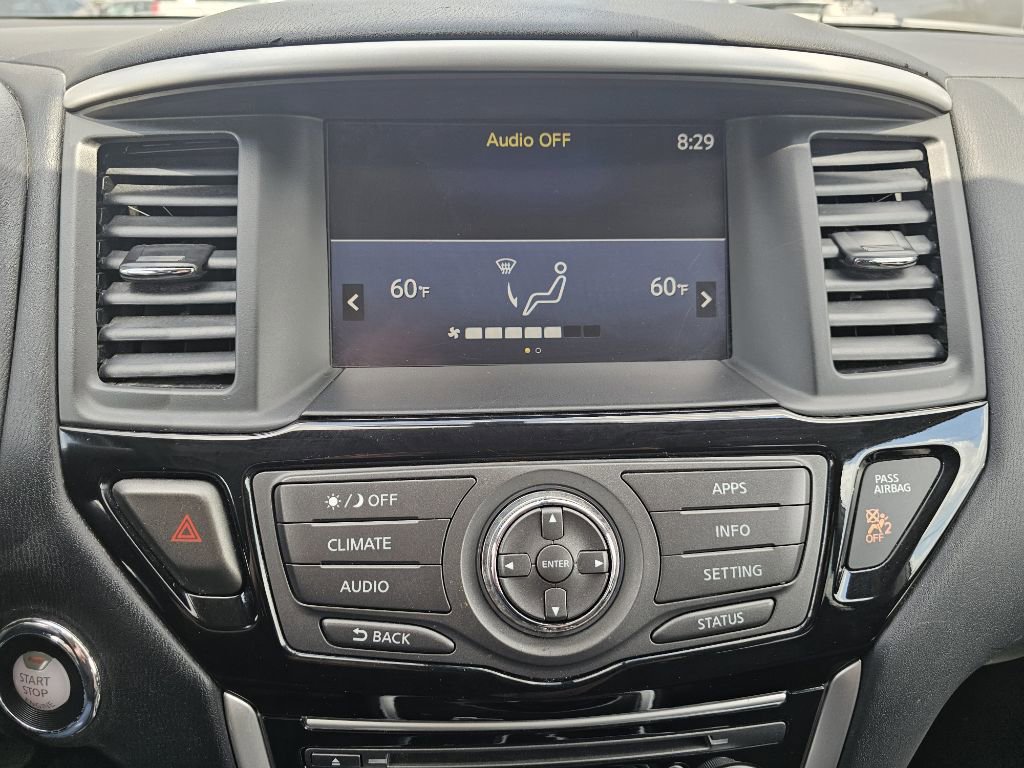 Used 2020 Nissan Pathfinder SV AWD/4WD image 18