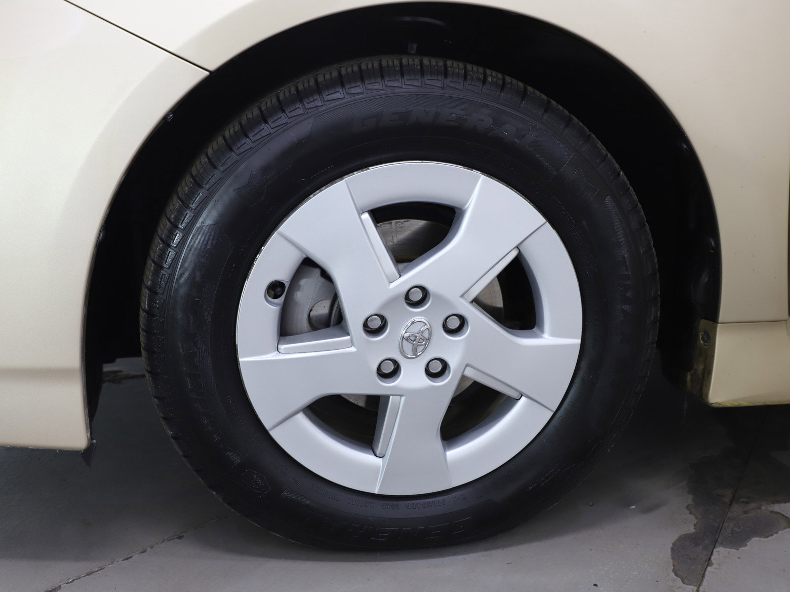 Used 2010 Toyota Prius Three image 26