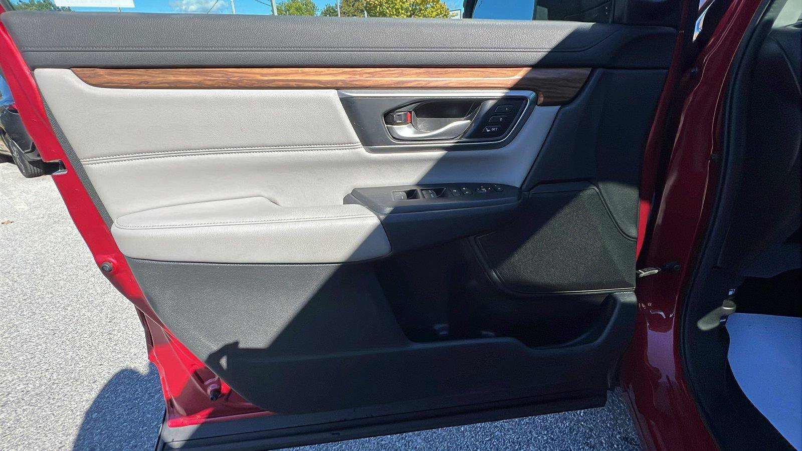 Used 2022 Honda CR-V EX-L image 22