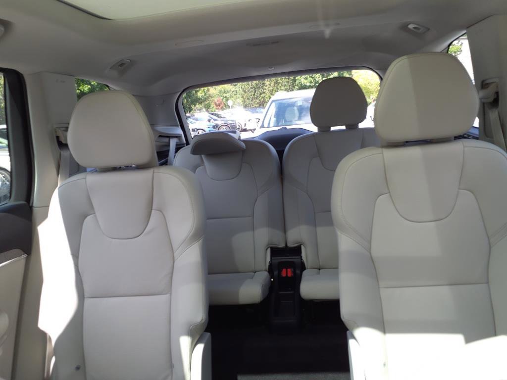 New 2025 Volvo XC90 B6 Plus w/ Protection Package Premier image 15