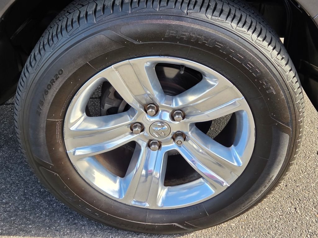 Used 2017 RAM 1500 Sport RWD image 9