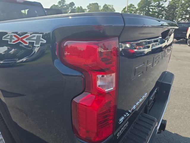 Used 2023 Chevrolet Silverado 3500 LT w/ Convenience Package AWD/4WD image 34