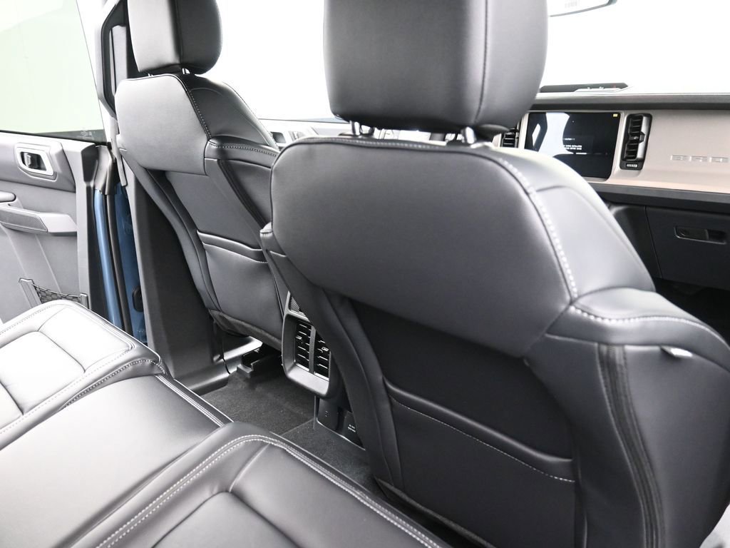 New 2025 Ford Bronco Outer Banks image 12