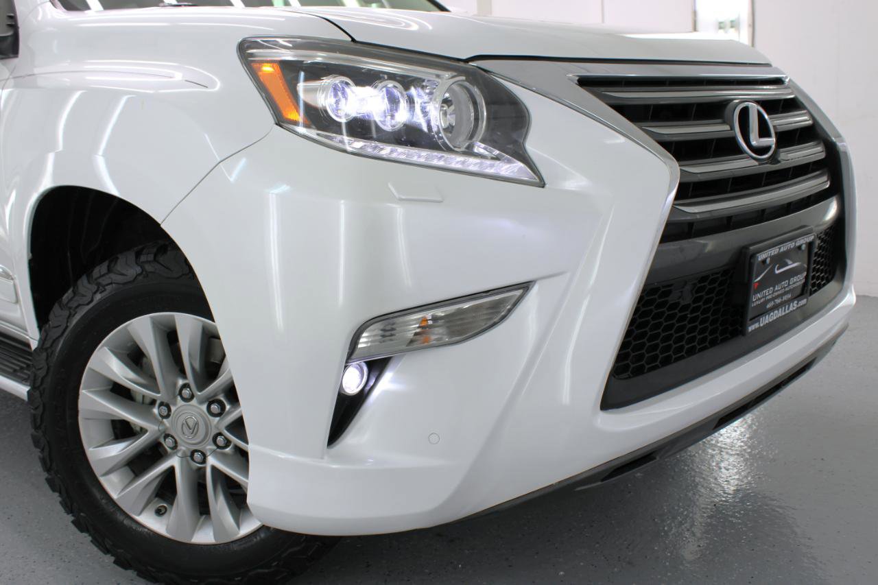 Used 2017 Lexus GX 460 Premium w/ Premium Package image 22