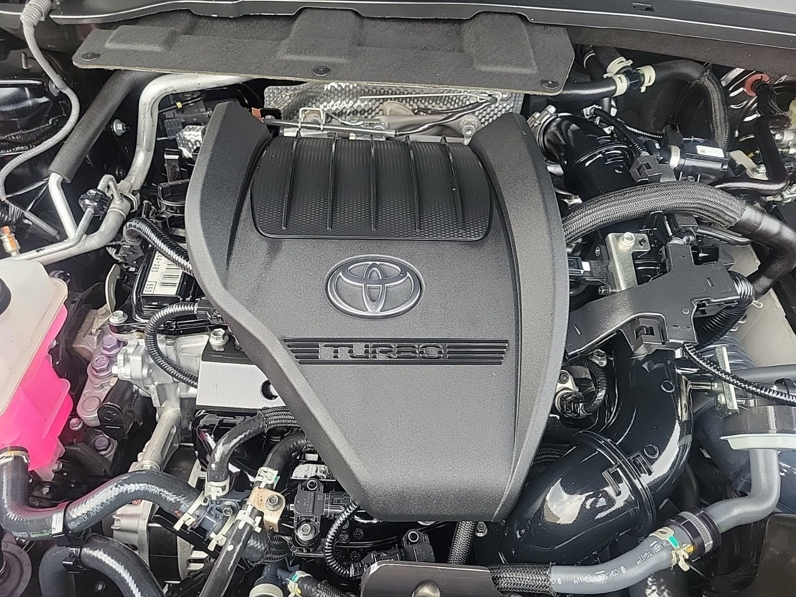 Used 2024 Toyota Grand Highlander AWD image 12